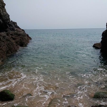 Estudio T0 Sobre A Praia Sesimbra Bagian luar foto
